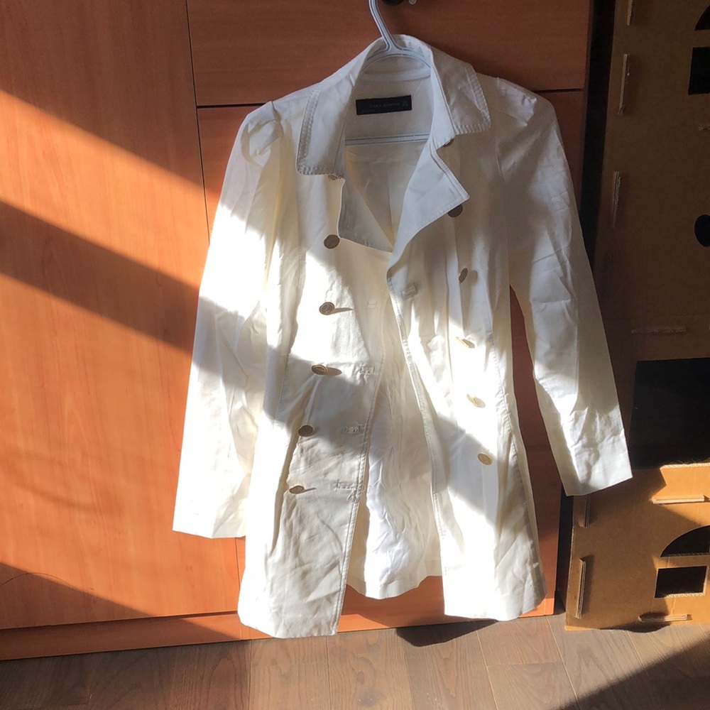 New white ZARA  windbreaker